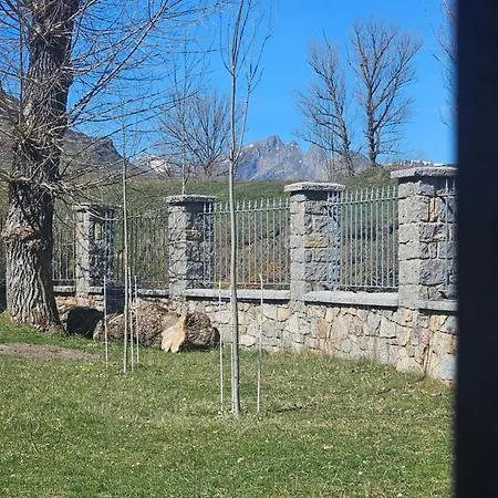 Gospodarstwo wiejskie La Llosa Rodiezmo